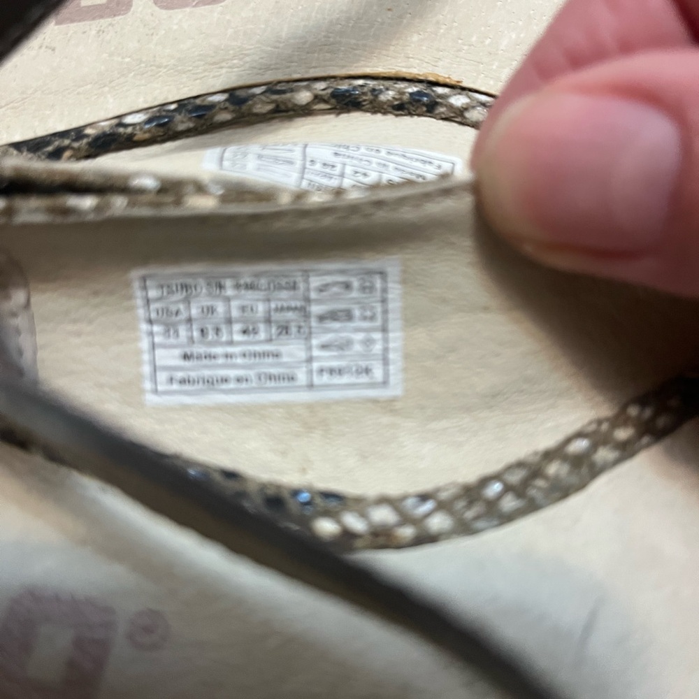 Tsubo Women’s Maryjane Ballet Flat Shoes - Picture 3 of 4